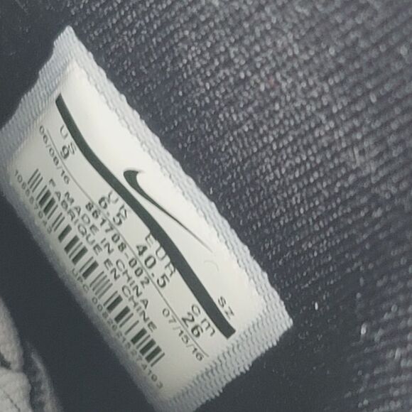 Nike Womens Roshe Two Hi Flyknit Boot Sneakers Shoes Size 9 Black white - Picture 9 of 14